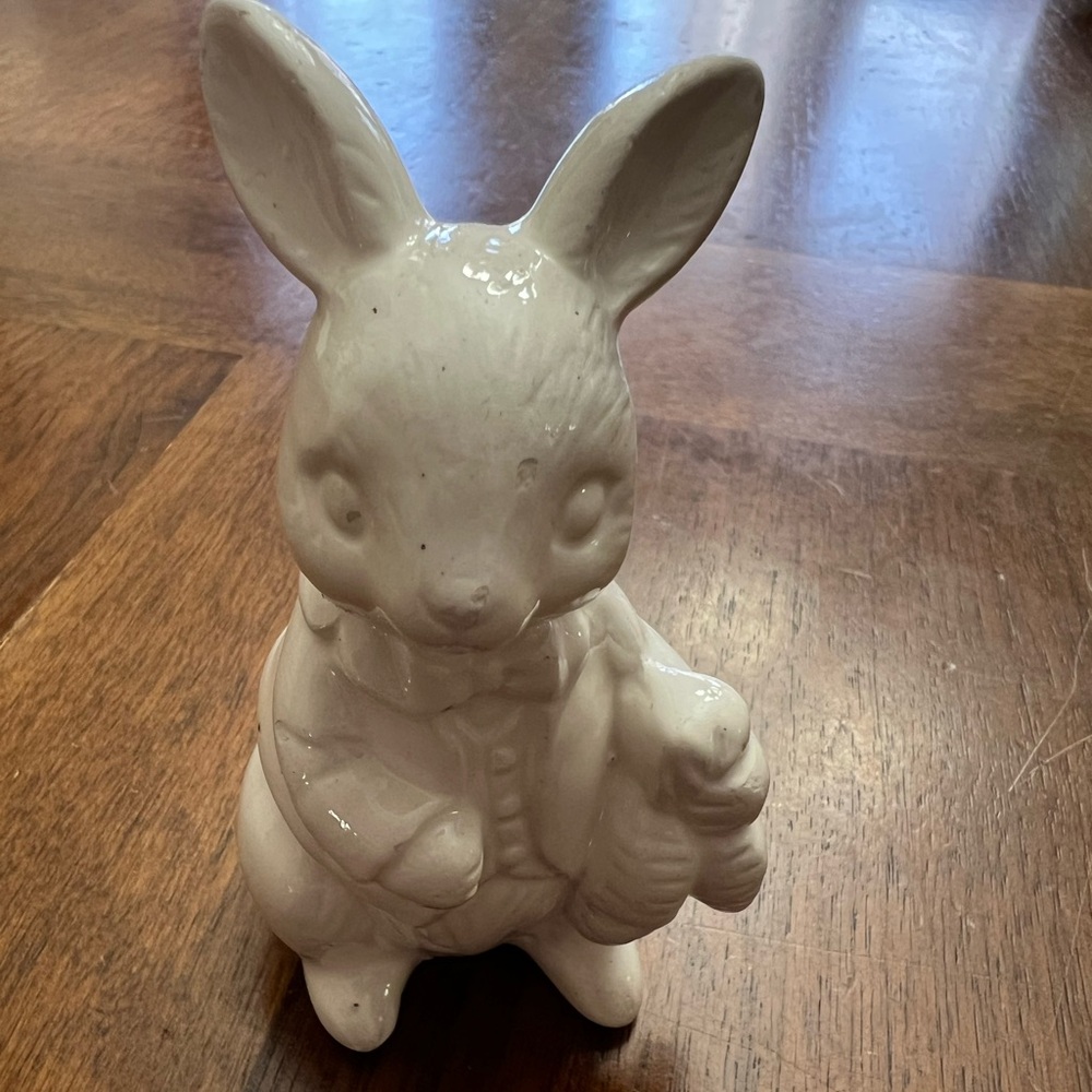 Vintage Porcelain Rabbit Figurine - Picture 2 of 6